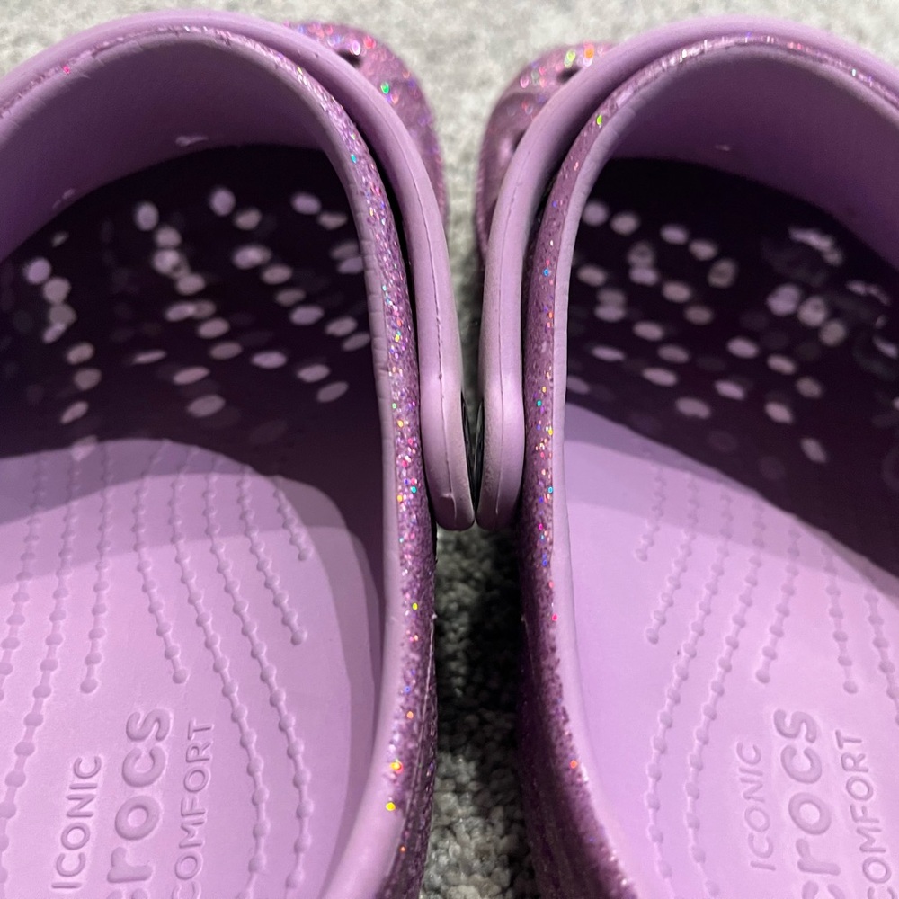 Crocs Kids Glitter Clogs - Purple slides size 1 kids GuC trending shoes cute - Picture 2 of 3